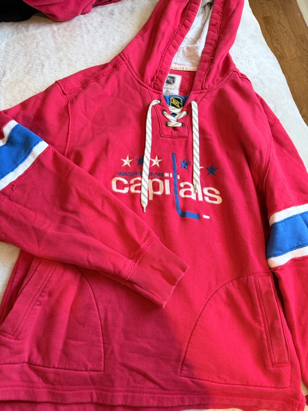 CCM NHL Washington Capitals Red Pullover Hoodie
